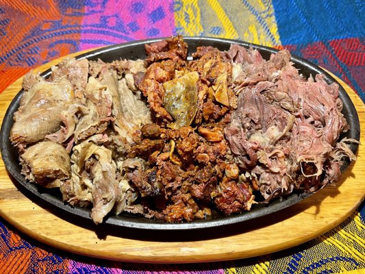 Barbacoa Estilo Toluca. by null