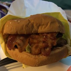 Super Tom's Burgers - Double bacon cheeseburger