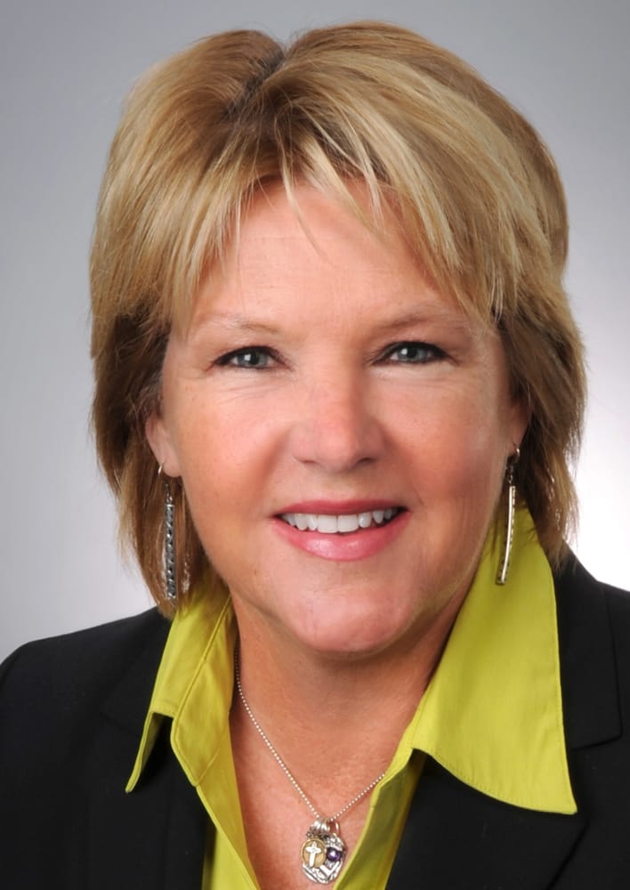 LINDA PETIT CAREY CARPENTER REALTORS Updated June 2024 2270