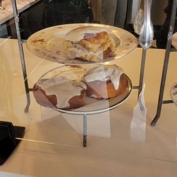 Housewife - Cinnamon rolls - Breakfast & Brunch Near Me - Grandview, Missouri Housewife - Cinnamon rolls - Breakfast & Brunch Near Me - Grandview, Missouri