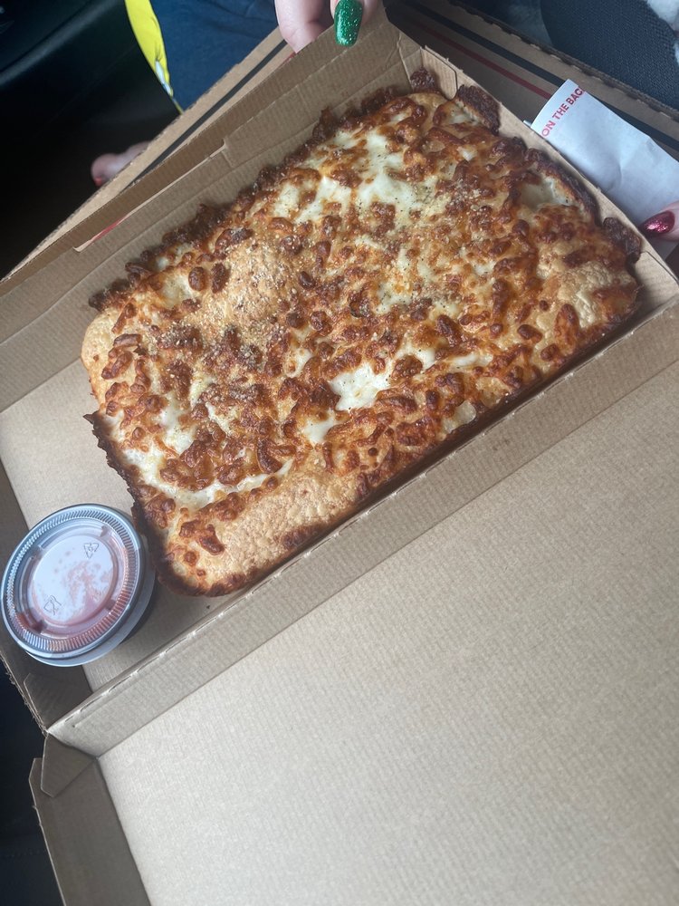 PIZZA HUT Updated September 2024 601 E Boonville New Harmony Rd