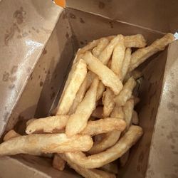 Santoni's Ristorante & Pizzeria - Soggy french fries