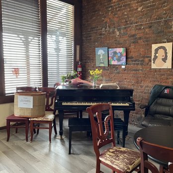 Pilot Point Coffee House - Piano in the corner - Coffee & Tea Near Me - Pilot Point, Texas Pilot Point Coffee House - Piano in the corner - Coffee & Tea Near Me - Pilot Point, Texas