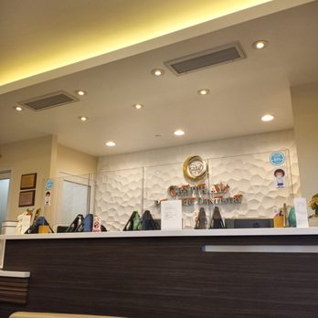 Central Pediatric Dentistry - Front counter - Pediatric Dentists Near Me - Brooklyn, New York