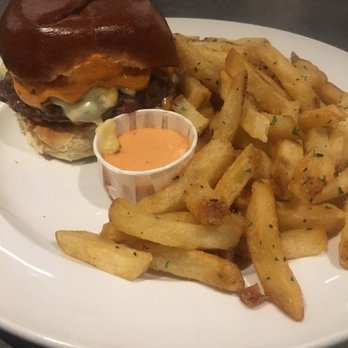 Federal Galley - Provision: For the moment burger - New American Near Me - Pittsburgh, Pennsylvania