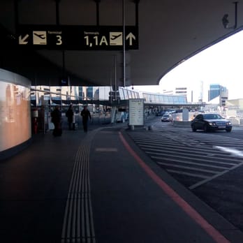 Wien Flughafen - VIE - Departure dropoff - Airports Near Me - Schwechat, 3 Wien Flughafen - VIE - Departure dropoff - Airports Near Me - Schwechat, 3