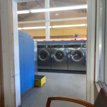 Friendly Wash & Dry - This laundry mat is very large. Very clean. 2 different buildings combined into one. 8.20.2022 Saturday - Local Services Near Me - San Lorenzo, California Friendly Wash & Dry - This laundry mat is very large. Very clean. 2 different buildings combined into one. 8.20.2022 Saturday - Local Services Near Me - San Lorenzo, California
