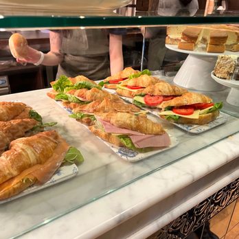 Burr & Co - Coffee & Tea Near Me - Edinburgh, EDH