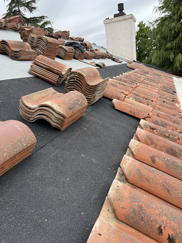 Slide of JCR Construction