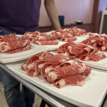 Round N Round Pot - Hot Pot Near Me - Brisbane, California Round N Round Pot - Hot Pot Near Me - Brisbane, California