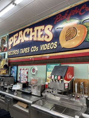 Peaches Records by null