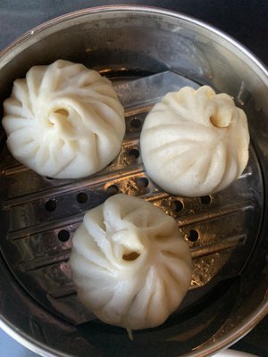 DASHI Chinese Kitchen + Bar by null