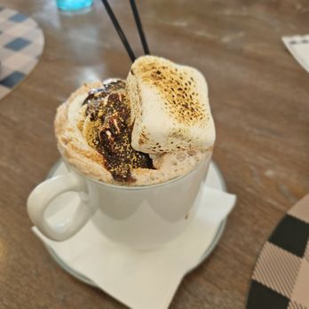 Mama Bird Southern Kitchen - Campfire coco - Southern Near Me - West Jordan, Utah
