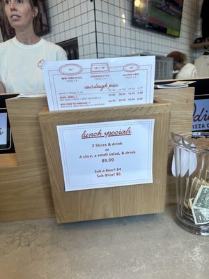 Odie's Pizza Co by null
