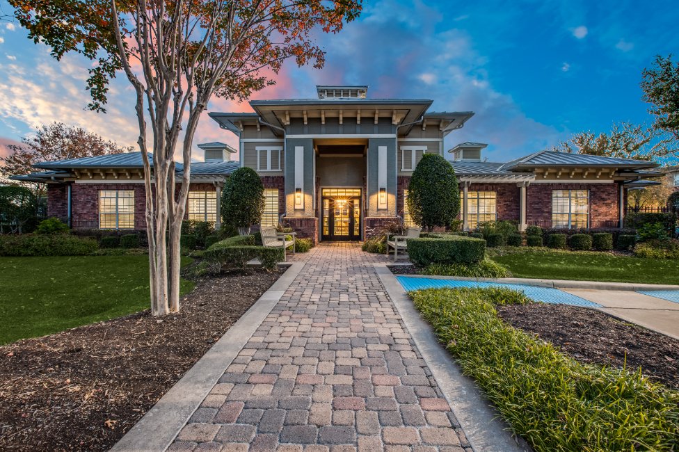 INDIGO POINTE Updated September 2024 27 Photos 3033 Bardin Rd