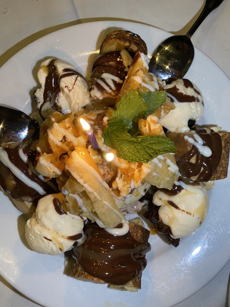 WELLINGTONS RESTAURANT 61 Photos & 92 Reviews 51 Huntington Plz