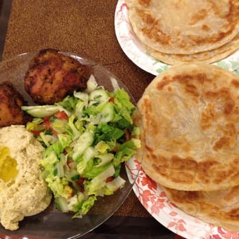 Jawhara Café - Paths naan with grilled chicken and hummus - Mediterranean Near Me - Redmond, Washington Jawhara Café - Paths naan with grilled chicken and hummus - Mediterranean Near Me - Redmond, Washington