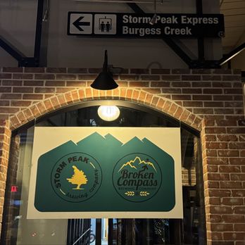 Apres Govnr's Park - Venues & Event Spaces Near Me - Denver, Colorado
