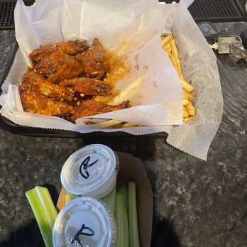 Billy's Tavern - Myong flavored Chicken Wings - Pubs Near Me - Davie, Florida Billy's Tavern - Myong flavored Chicken Wings - Pubs Near Me - Davie, Florida