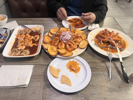 Emporio Sushi & Mariscos by null