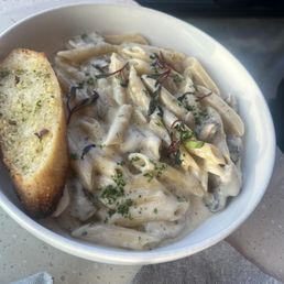 Champignon Truffle Penne Alfredo
