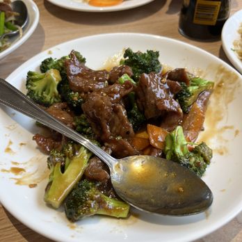 White Peony - Half eaten broccoli beef. Beef so tender. - Chinese Near Me - Tracy, California White Peony - Half eaten broccoli beef. Beef so tender. - Chinese Near Me - Tracy, California