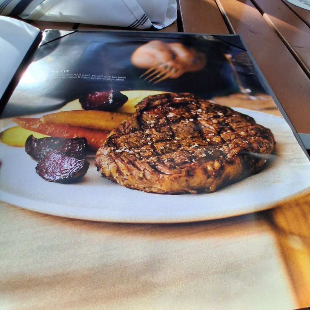 Moxies Dixon Road Restaurant - Canadian (New) Near Me - Etobicoke, Ontario