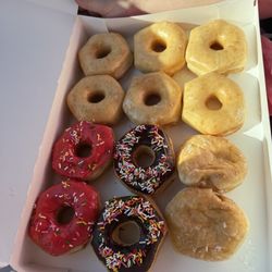 Shipley Do-Nuts - Ast dozen