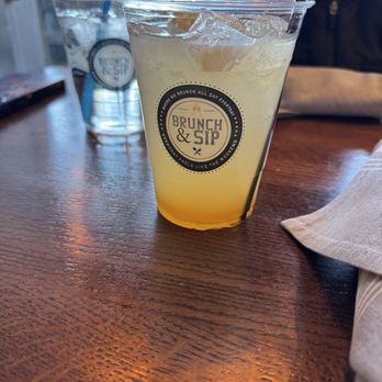Brunch & Sip - Peach lemonade - Coffee & Tea Near Me - Phoenix, Arizona Brunch & Sip - Peach lemonade - Coffee & Tea Near Me - Phoenix, Arizona