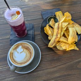 Eternal Bloom. Cappuccino. Plantain chips ! And a great weather Eternal Bloom. Cappuccino. Plantain chips ! And a great weather
