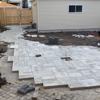 Cityscape Landscape - 1/2 way there, new pavers added - Landscaping Near Me - Chicago, Illinois