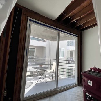 VEDA - Exposed rotting wood - Apartments Near Me - Los Angeles, California