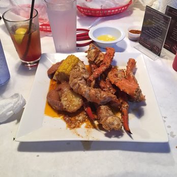 938 Crawfish - Bomb.com - Seafood Near Me - Albany, California