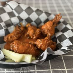 The Alibi Beach Lounge And Grill