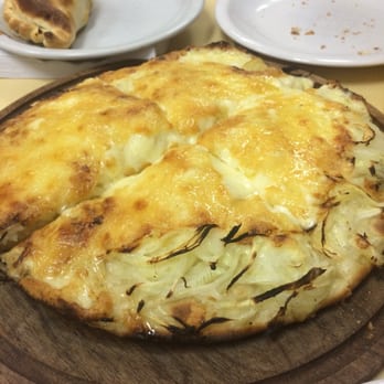 Güerrín - Fugazza pizza Yummmm - Pizza Near Me - Buenos Aires, C Güerrín - Fugazza pizza Yummmm - Pizza Near Me - Buenos Aires, C