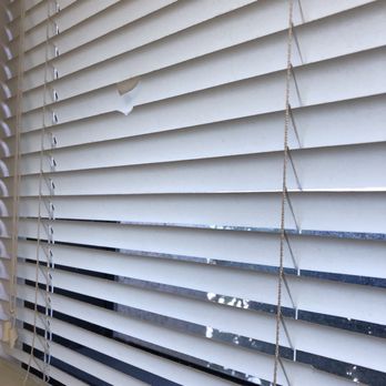 Damiani Stephen M DO - Dusty blinds - Endocrinologists Near Me - Apple Valley, California