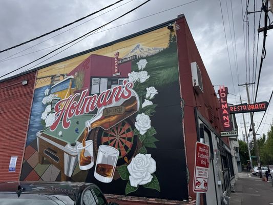 Holman's Bar & Grill by null