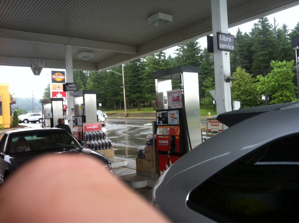 PETROCANADA Updated July 2024 180 Hebert Boulevard, Edmundston
