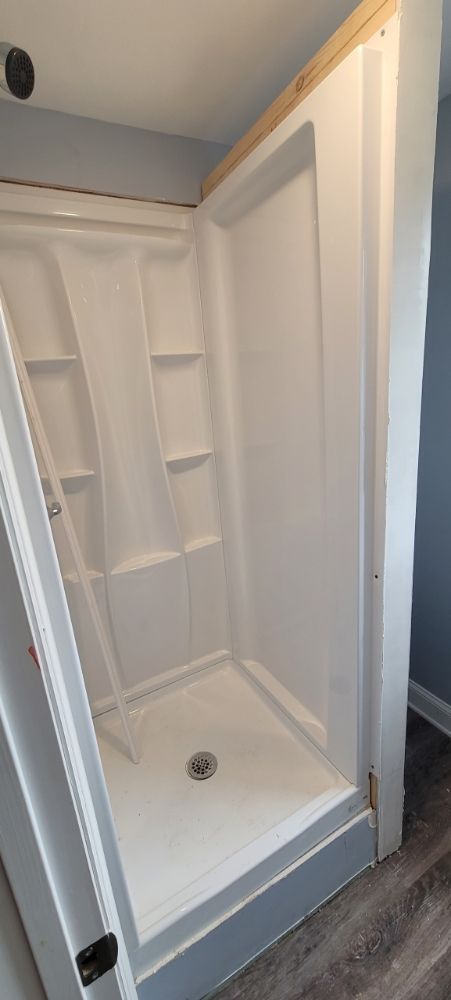 Slide of Projects by Poppe