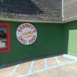 Bammy's Chili Dogs
