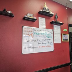 Krua Thai Restaurant - House rules! She runs a tight ship!