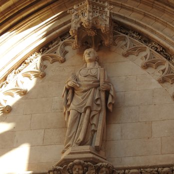Parroquia Santa Eulalia - Statue - Churches Near Me - Palma, PM