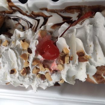 Ice Cream - Oreo cookie chocolate ice cream sundae. - Ice Cream & Frozen Yogurt Near Me - Modesto, California Ice Cream - Oreo cookie chocolate ice cream sundae. - Ice Cream & Frozen Yogurt Near Me - Modesto, California