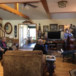 mountain top bed breakfast - If you're lucky enough you might get a private bluegrass music concert from the owners.