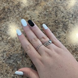 Beauty Tips & Spa - Acrylics