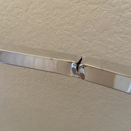 Broken towel rack Broken towel rack