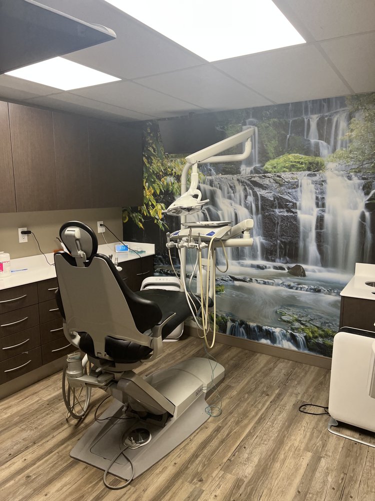 LIGHTHOUSE DENTAL Updated August 2024 12 Photos 185 Grand Ave W
