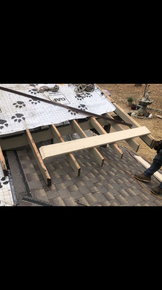 Slide of Perez Handyman & Roofing Construction