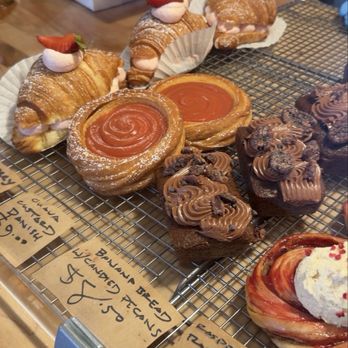 Fat Peach Bakery - Menu - Bakeries Near Me - Chicago, Illinois