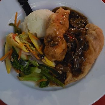 Lips - Florida - Chicken Marsala. - Bars Near Me - Oakland Park, Florida